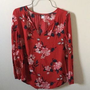 Old Navy V-neck blouse